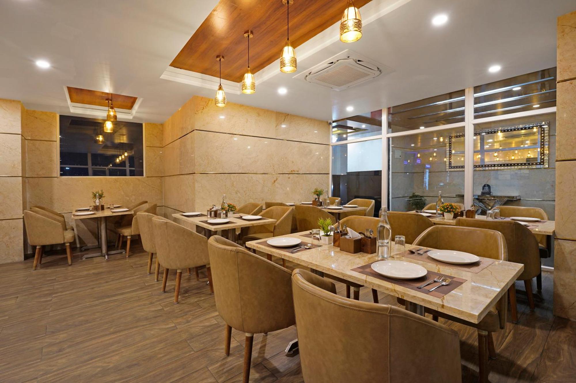 Kingston Hotel Bangalore Ngoại thất bức ảnh